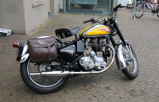 Enfield India Bullet 350 - 1955